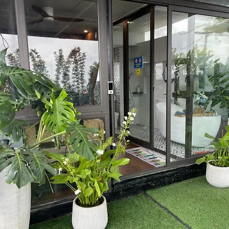 N&D Happy House- Studio Apartment - Phong tieu chuan khach san, bep nau va nha ve sinh trong khuon vien-3
